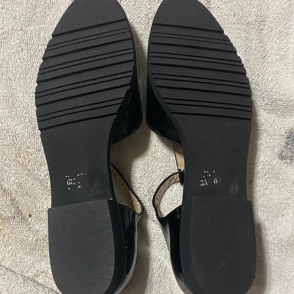 Salvador Ferragamo real patent leather t-strap shoes size 9.5 - Picture 3 of 5